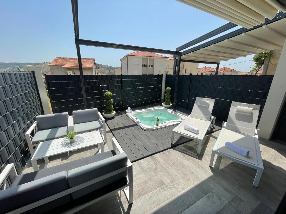 Sky Garden Trogir Exterior foto