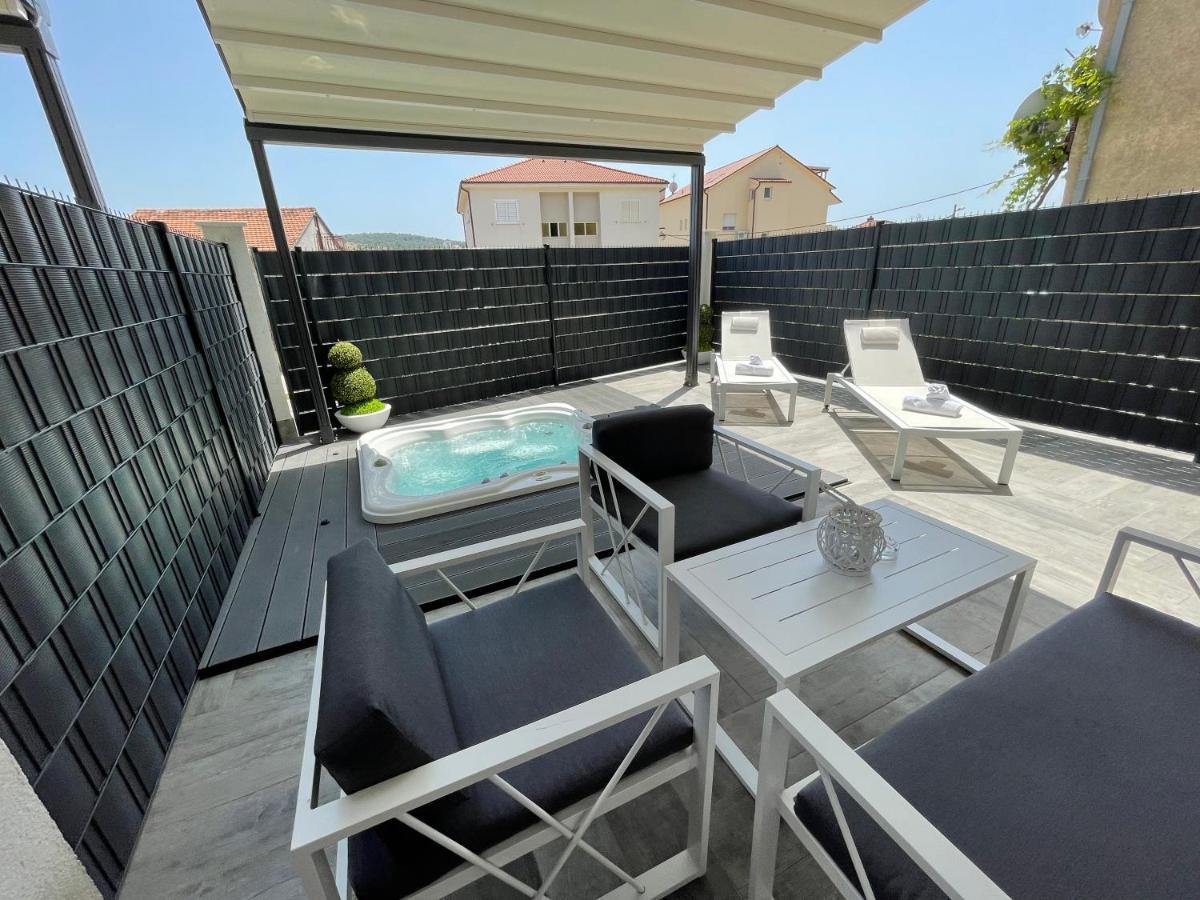 Sky Garden Trogir Exterior foto