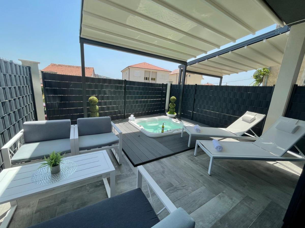 Sky Garden Trogir Exterior foto